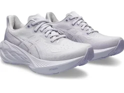 NOVABLAST 4>ASICS Hot